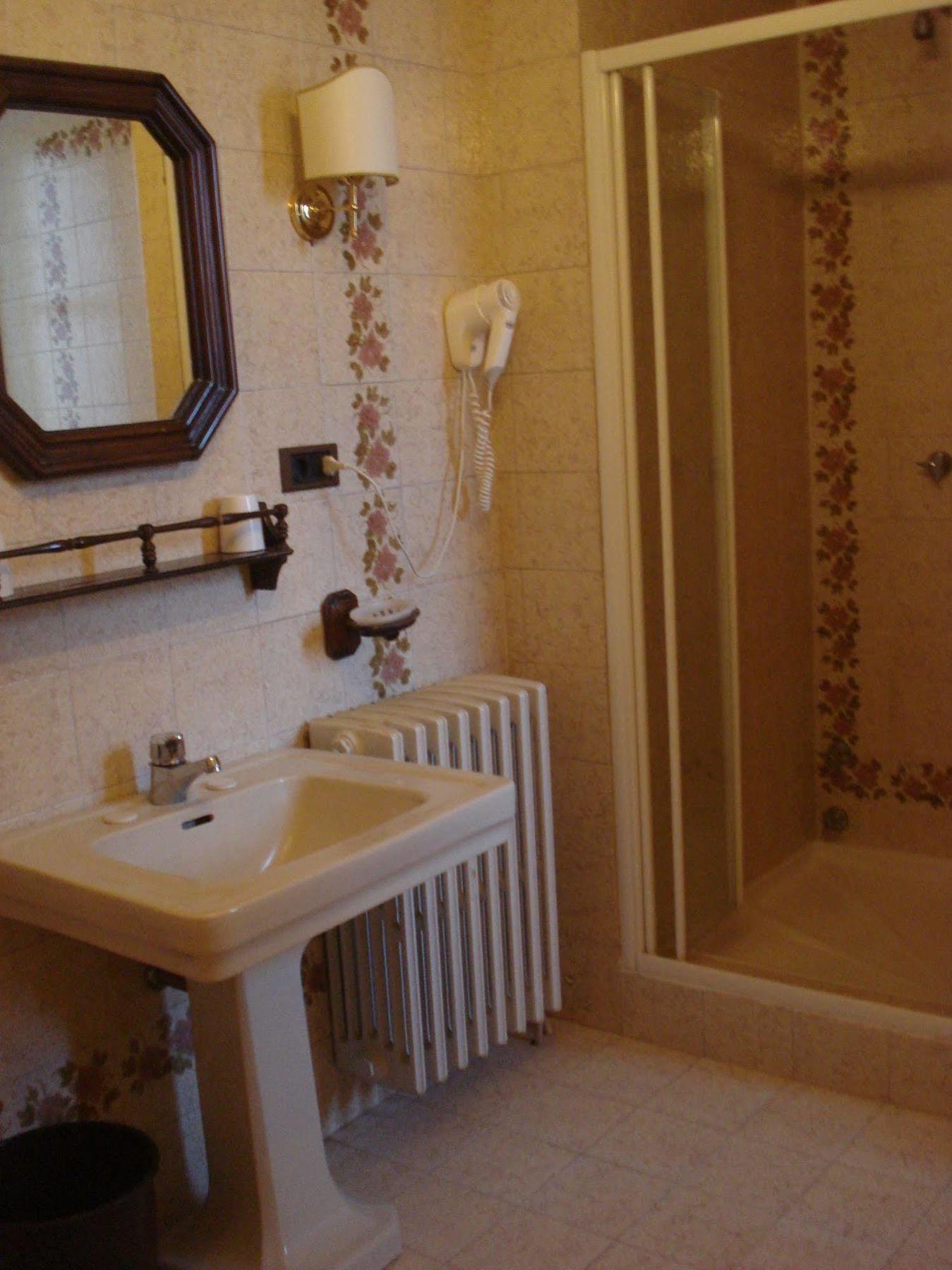 Hotel Moderno Premeno